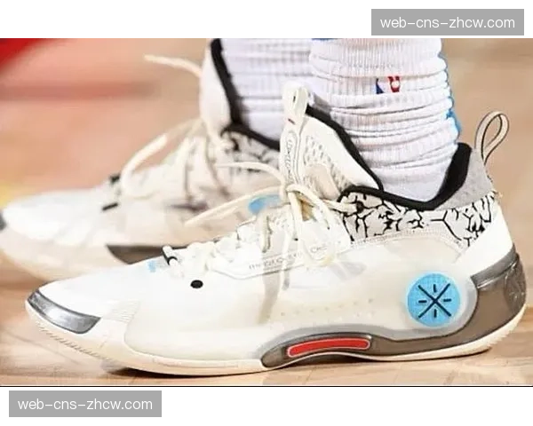 中国品牌与多名NBA新星达成球鞋代言合同，争夺未来市场